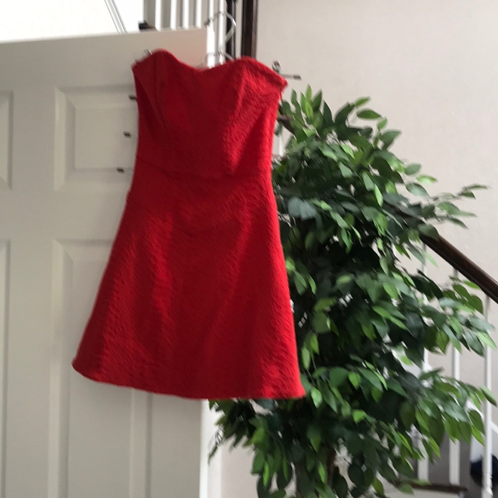 Cute red Bebe strapless party dress!